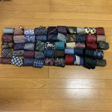 [ 유품 정리 ] 넥타이 묶음 판매 (50개입)