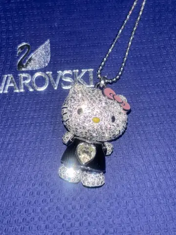 스와로브스키 헬로키티 목걸이