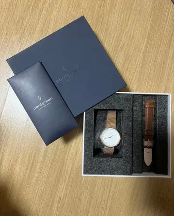 Nordgreen 시계 메쉬 밴드와 가죽 밴드 세트