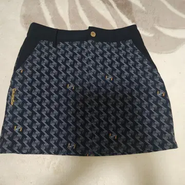 레저렉션 블랙 여성용 스커트