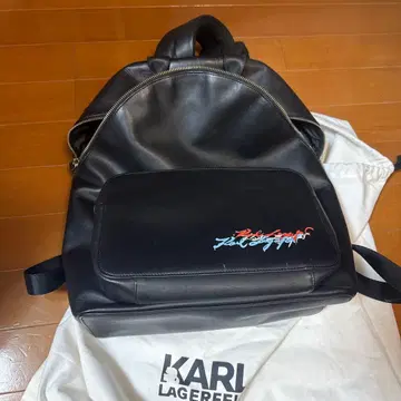 칼 라거펠트 백팩
