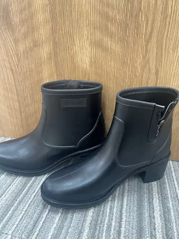 MACKINTOSH PHILOSOPHY 레인 슈즈