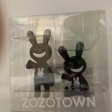 블랙 토끼 ZOZO