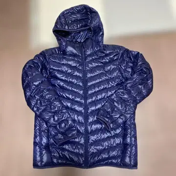 유니클로 울트라 라이트 다운 후드티 엑스트라 웜 다운 자켓 M