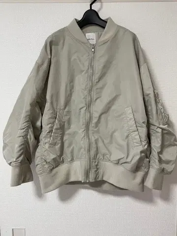 [ Mila Owen ] 자켓