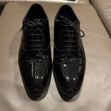 더 트리트 드레싱 신랑 에나멜 신발 [ 26.5cm ]