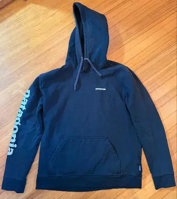 patagonia 블랙 후드티 후드 부착 L 사이즈