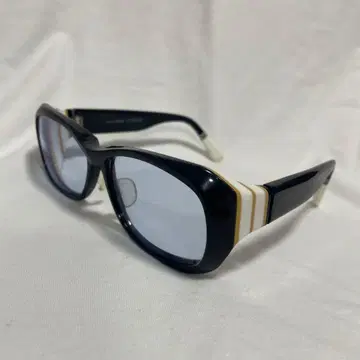 QBRICK EquationBlaise BTY1605