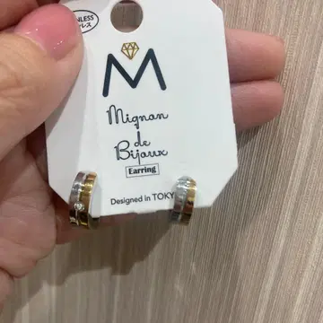 Mignnan de Bijoux 스테인리스 귀찌