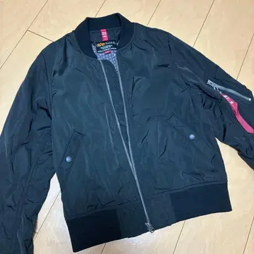 ALPHA MA-1 블랙 자켓 S 사이즈