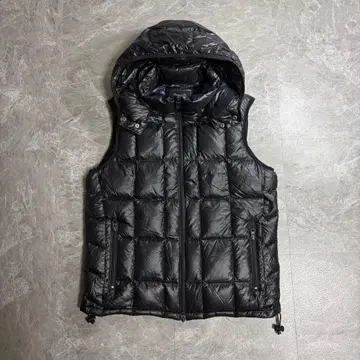 유나이티드 애로우즈 다운 베스트 후드 부착 블랙 퀼팅