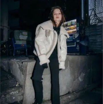 퍼버즈 페이크 무스탕 코트