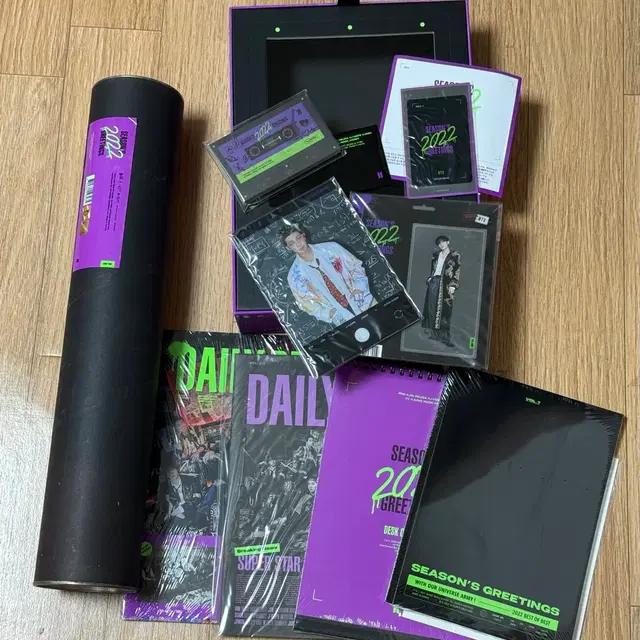 방탄 BTS 시즌그리팅 2022 태형 자석 큐알 미사용 월캘린더 포함