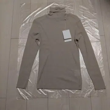 코튼 터틀넥 풀오버