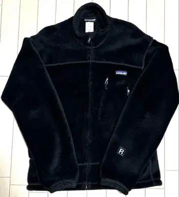 파타고니아 R4 레귤레이터 플리스 자켓 블랙