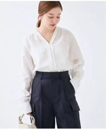 IENA 턱 프릴 블라우스