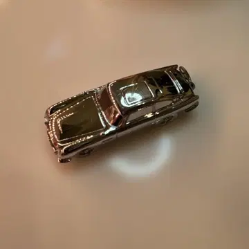 007 애스턴 마틴 'DB5' 키체인 (키링 없음)