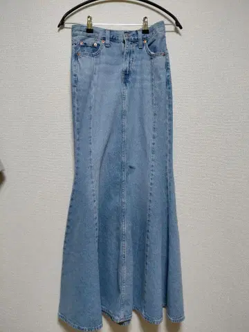 Levi's 머메이드 데님 스커트 23