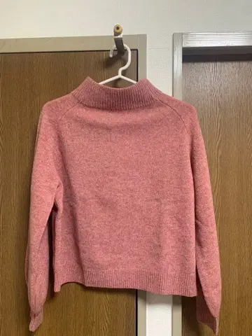 새상품 HUMAN WOMAN 터틀넥 니트 스웨터