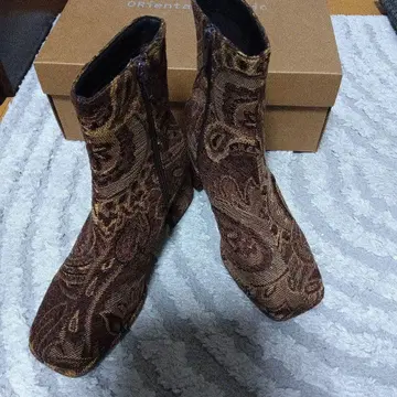 새상품 미사용 오리엔탈 트래픽 부츠