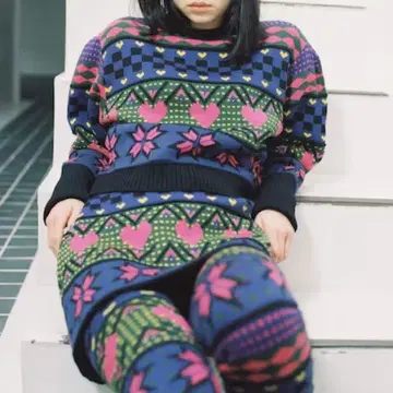 HOLIDAY 멀티 니트탑