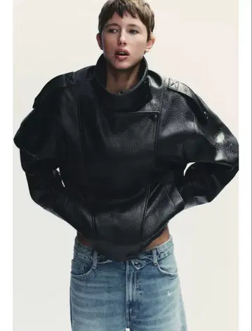 zara 페이크 가죽 자켓