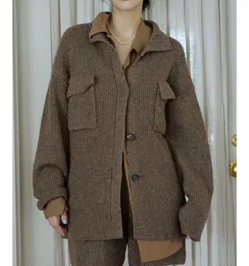 컬러 네프 니트 가디건 Ungrid