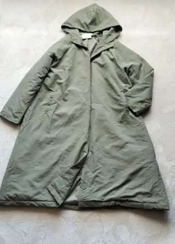 택 포함 미사용 새상품 m.n 엠도트엔 후드 롱 코트 나일론 올리브