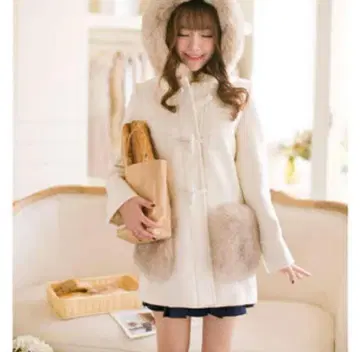 chay 착용 Rirandture 화이트 더플 코트 퍼 포함