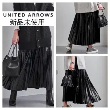 새상품 미사용 유나이티드 애로우즈 인조 가죽 플리츠 스커트 아코디언