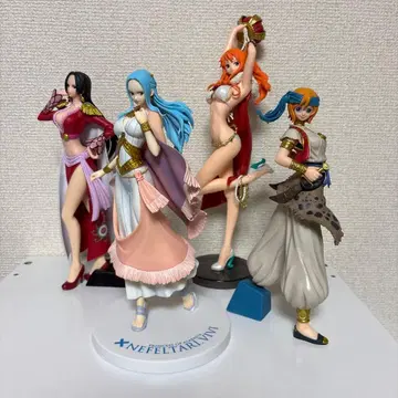 원피스 피규어 4체 세트