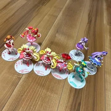 허그! 프리큐어 트윙클 프리큐어 큐티 피규어 8체 세트
