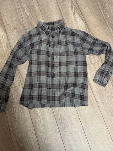 그레이 계열 체크 무늬 플란넬 셔츠 구제 의류