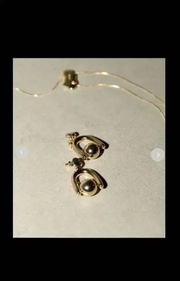 [ 완판템 ] emmi atelier 뉴앙스 볼 귀걸이 골드 에미