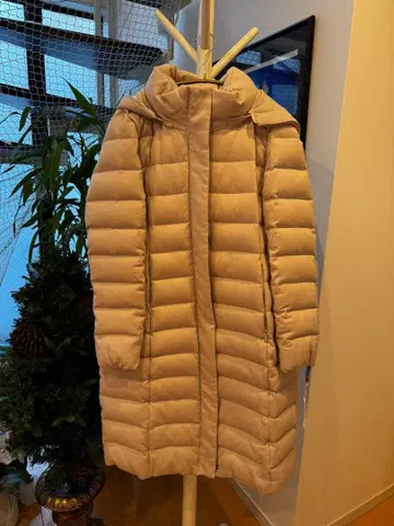 ANAYI 베이지 롱 다운 자켓 사이즈 38