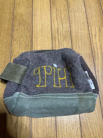 ARTE POVERA 파우치