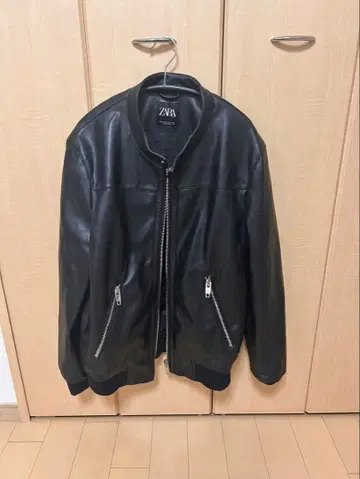 ZARA 블랙 가죽 자켓 M