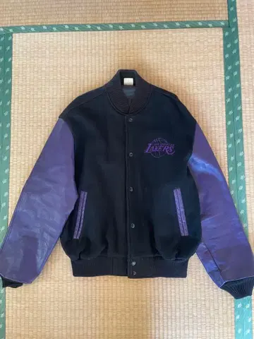 [ 레어 ] 레이커스 가죽 자켓 Los Angeles Lakers 자켓