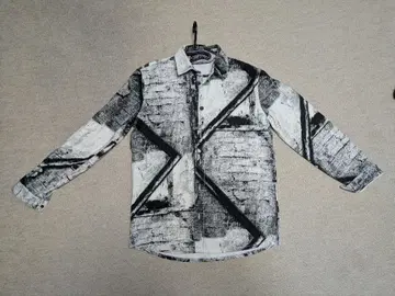 추상 프린트 셔츠 zara m