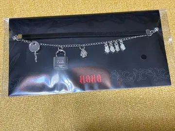 HANA BADLOVE YURI 유리 참 팔찌