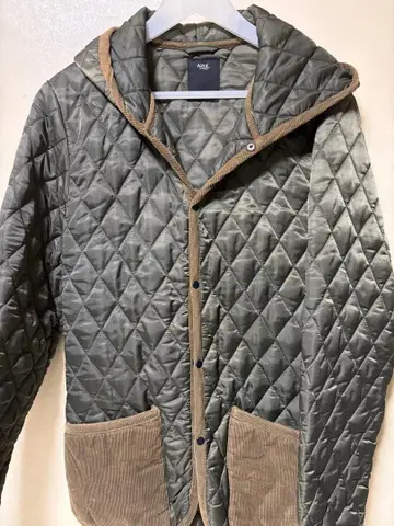 AZUL 퀼팅 자켓 후드 부착 올리브 그린