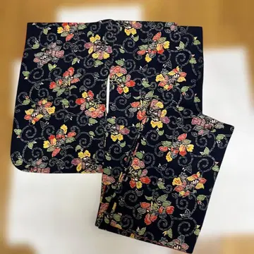 기모노 코몬 크레이프 원단 형염