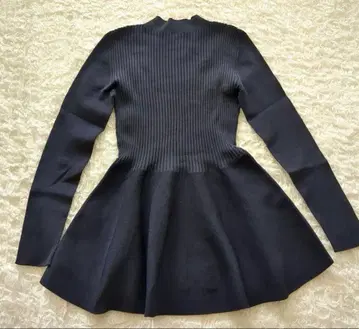 [ 새상품급 ] 페플럼 니트