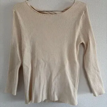 안데뮤 백 트위스트 오픈 니트 아이보리 F