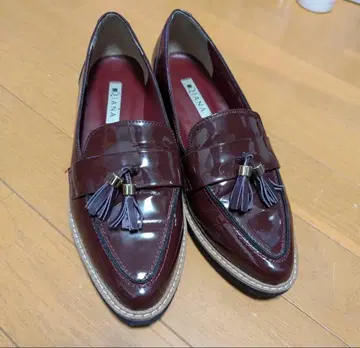 DIANA 태슬 로퍼 와인