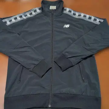 New Balance 뉴발란스 남성용 아우터 M 사이즈 블랙