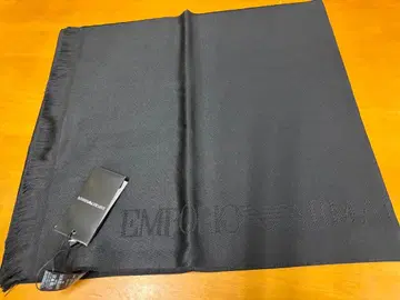 새상품 EMPORIO ARMANI 블랙 머플러 스카프 아르마니