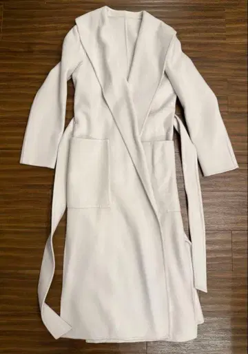 새상품급 ESTNATION 롱 코트 아이보리