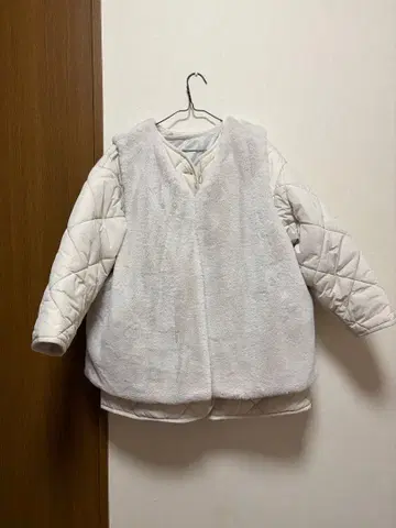 화이트 퀼팅 자켓 오버 사이즈