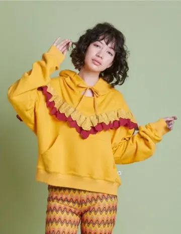 리틀 써니 바이트 프릴 맨투맨 후디 후드티